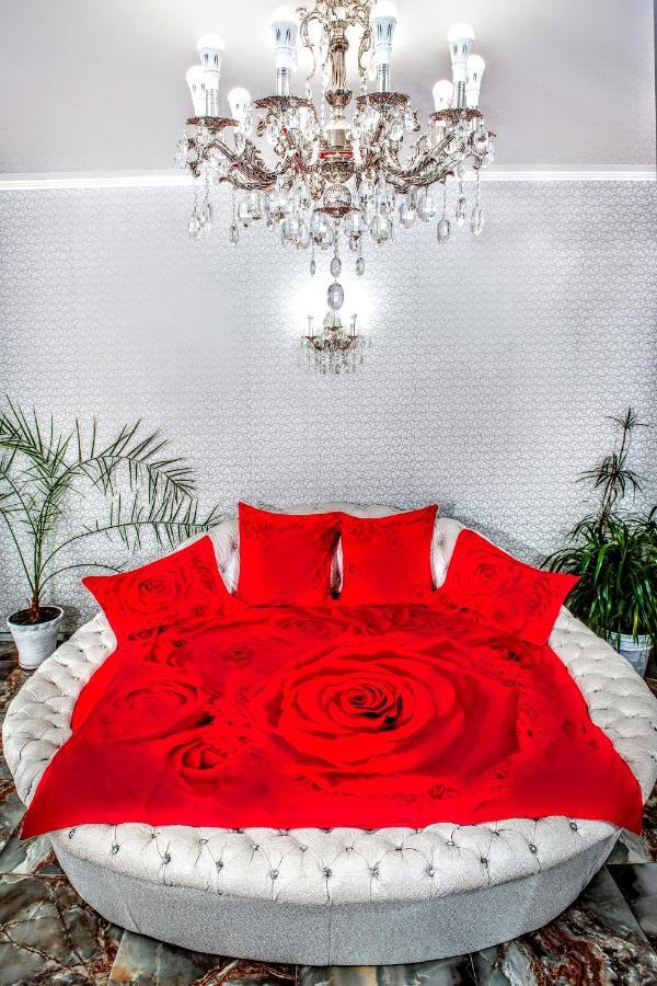 Soborna Square Apartment Odesa Exterior photo